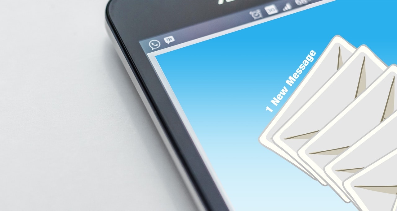 Mobile App Marketing- Collecting emails Mobile App Marketing- Collecting emails