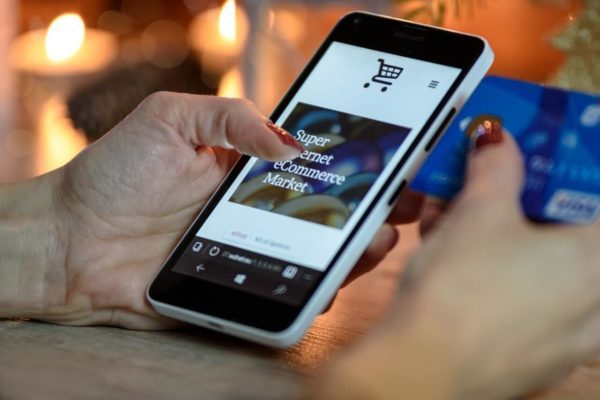 Mobile app development trends – M-commerce Mobile app development trends - M-commerce