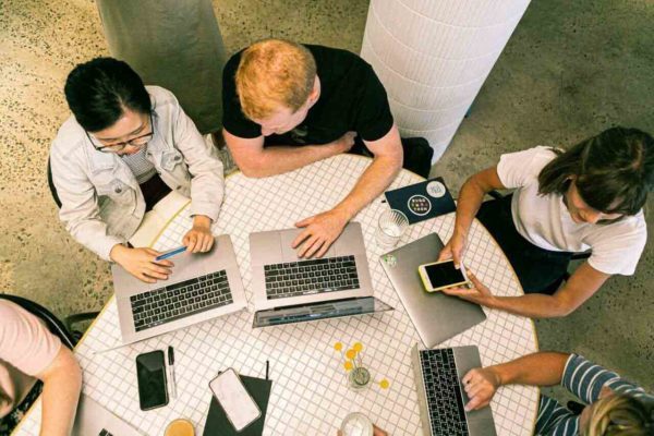 Mobile App Architecture – Manageability Mobile App Architecture - Manageability